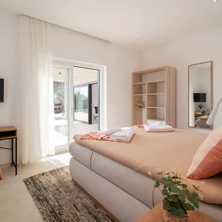 Villa Beautiful Martin Medaki